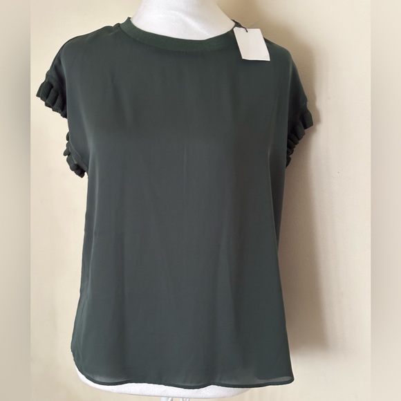 T Tahari Tops - T TahariElegant Olive Green Women's Top Size Small